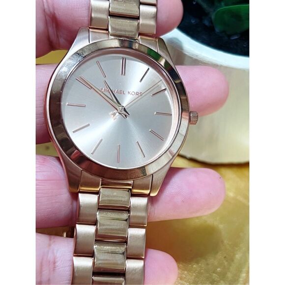 Michael Kors Slim Runway Rose Gold Stainless Steel Watch - Picture 1 of 5